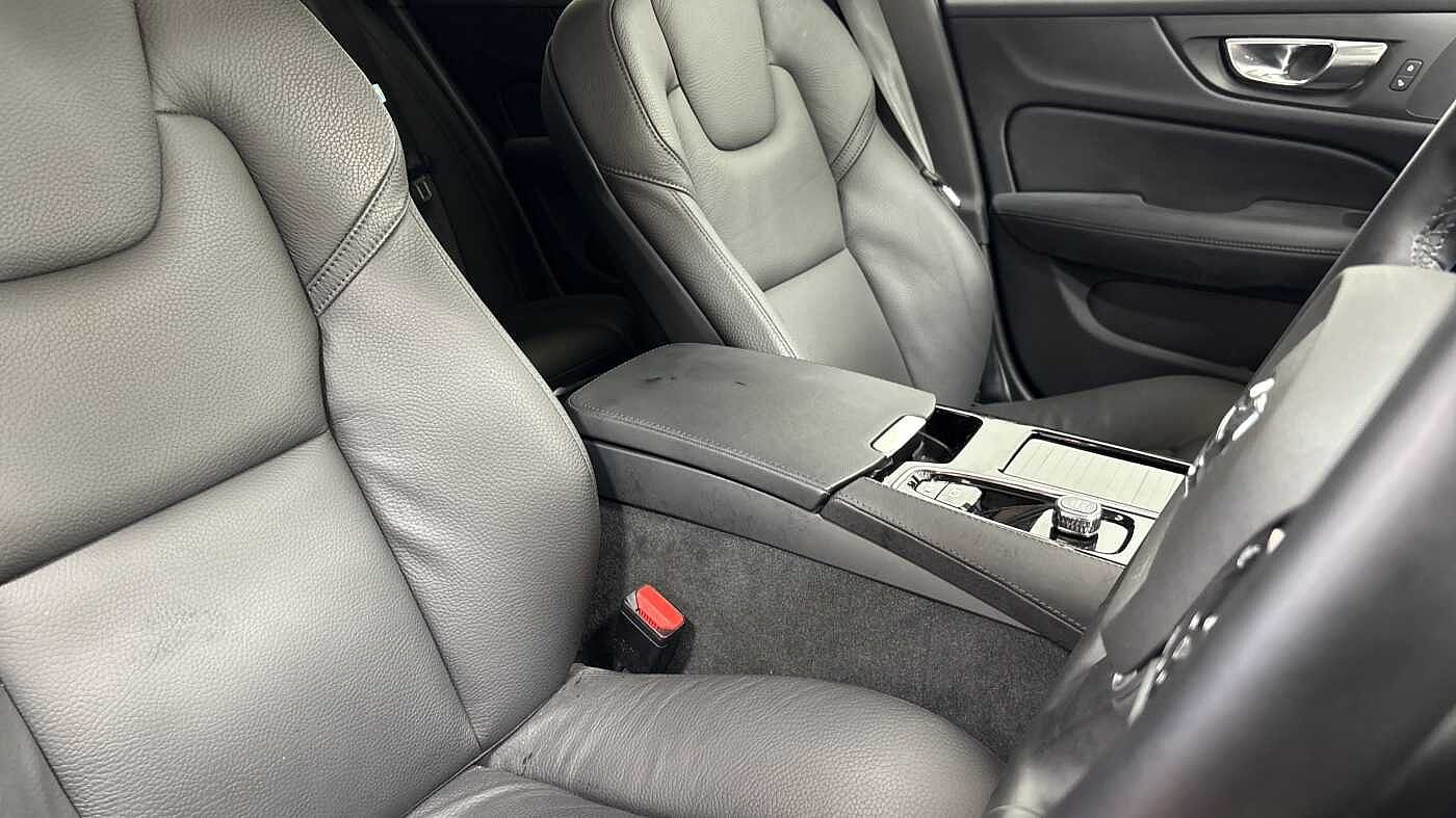 Used Volvo V60 2025 for sale - 78036001: Photo 28