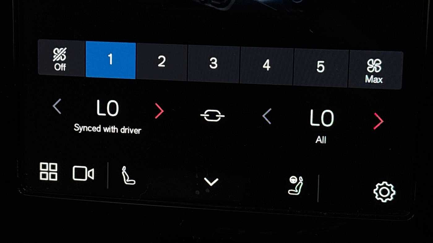 Used Volvo V60 2025 for sale - 78036001: Photo 39