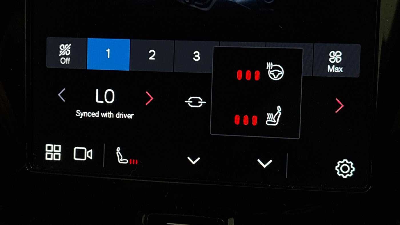 Used Volvo V60 2025 for sale - 78036001: Photo 40