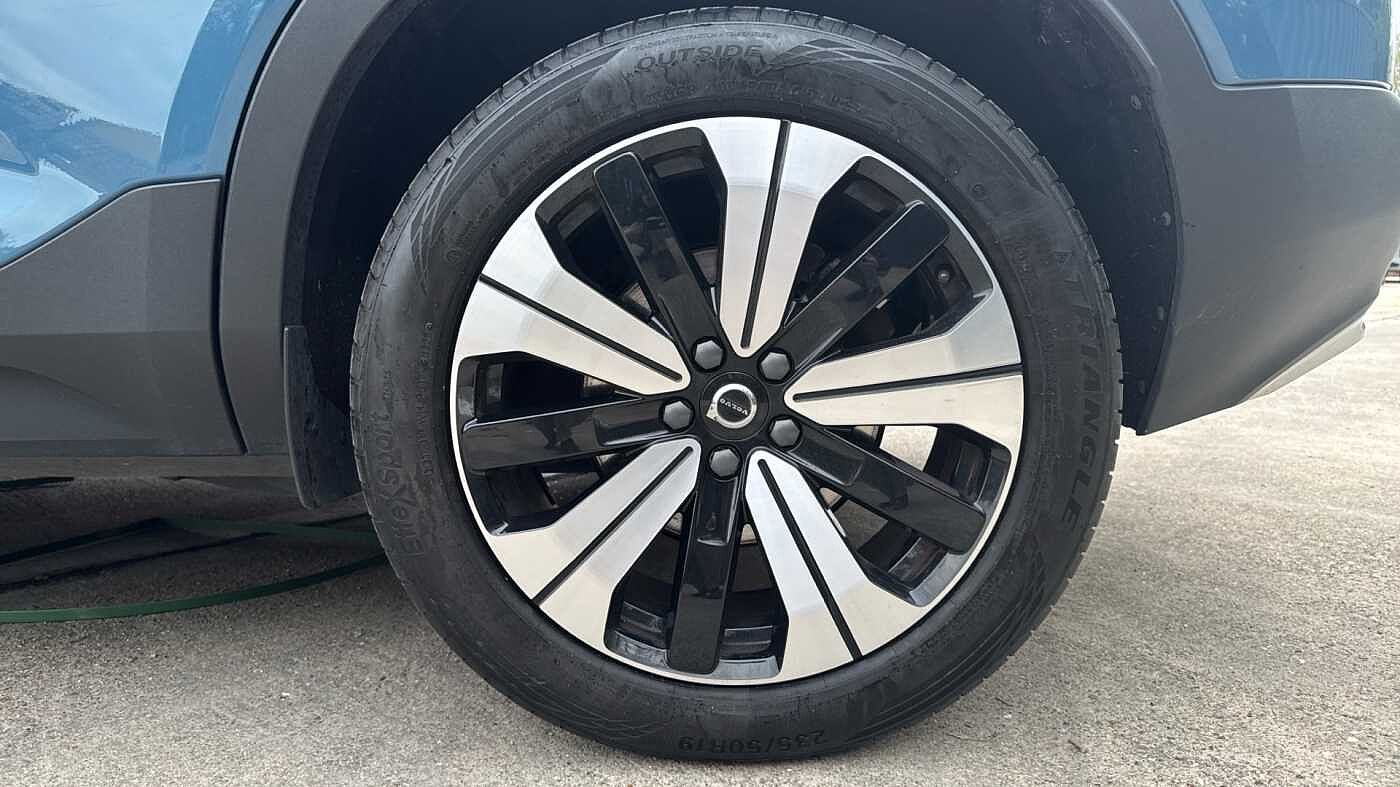 Used Volvo XC40 2023 for sale - 78027877: Photo 11