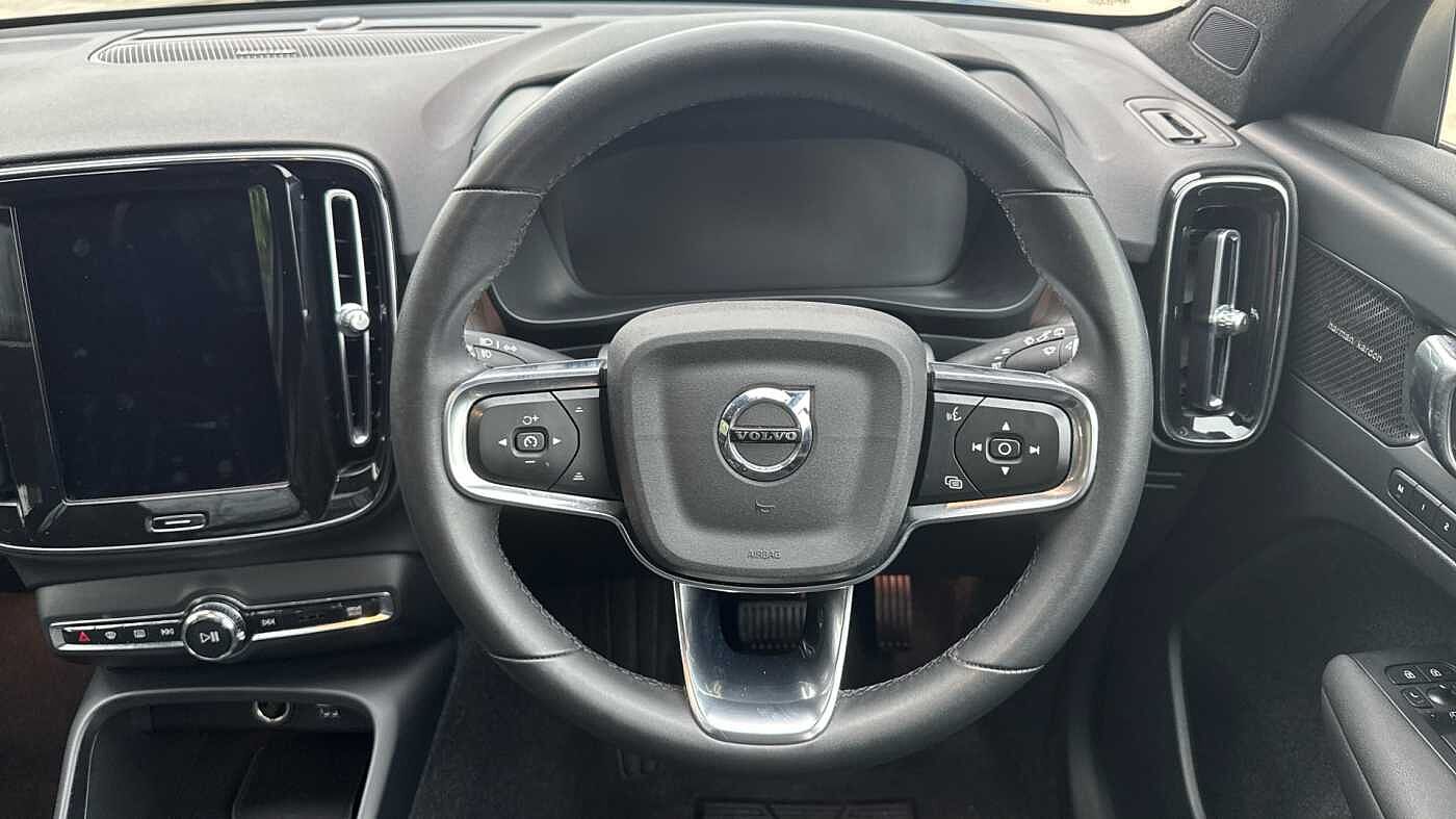 Used Volvo XC40 2023 for sale - 78027877: Photo 12