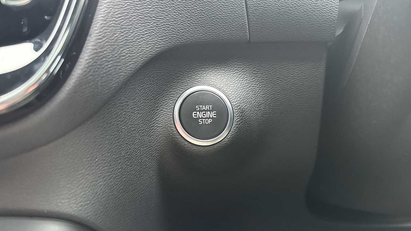 Used Volvo XC40 2023 for sale - 78027877: Photo 28