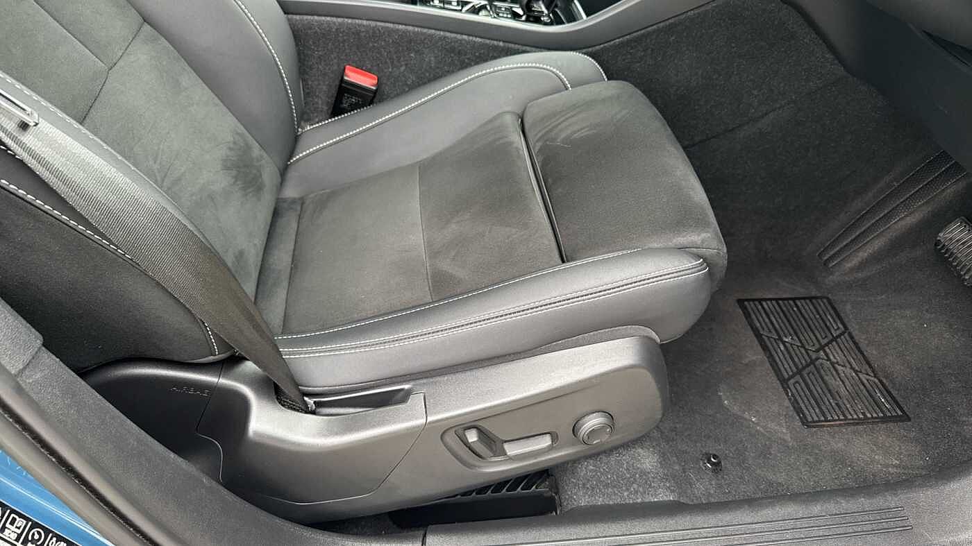 Used Volvo XC40 2023 for sale - 78027877: Photo 31