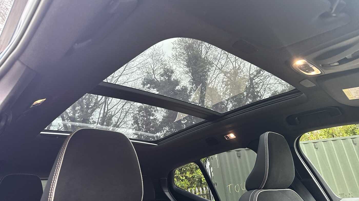 Used Volvo XC40 2023 for sale - 78027877: Photo 32