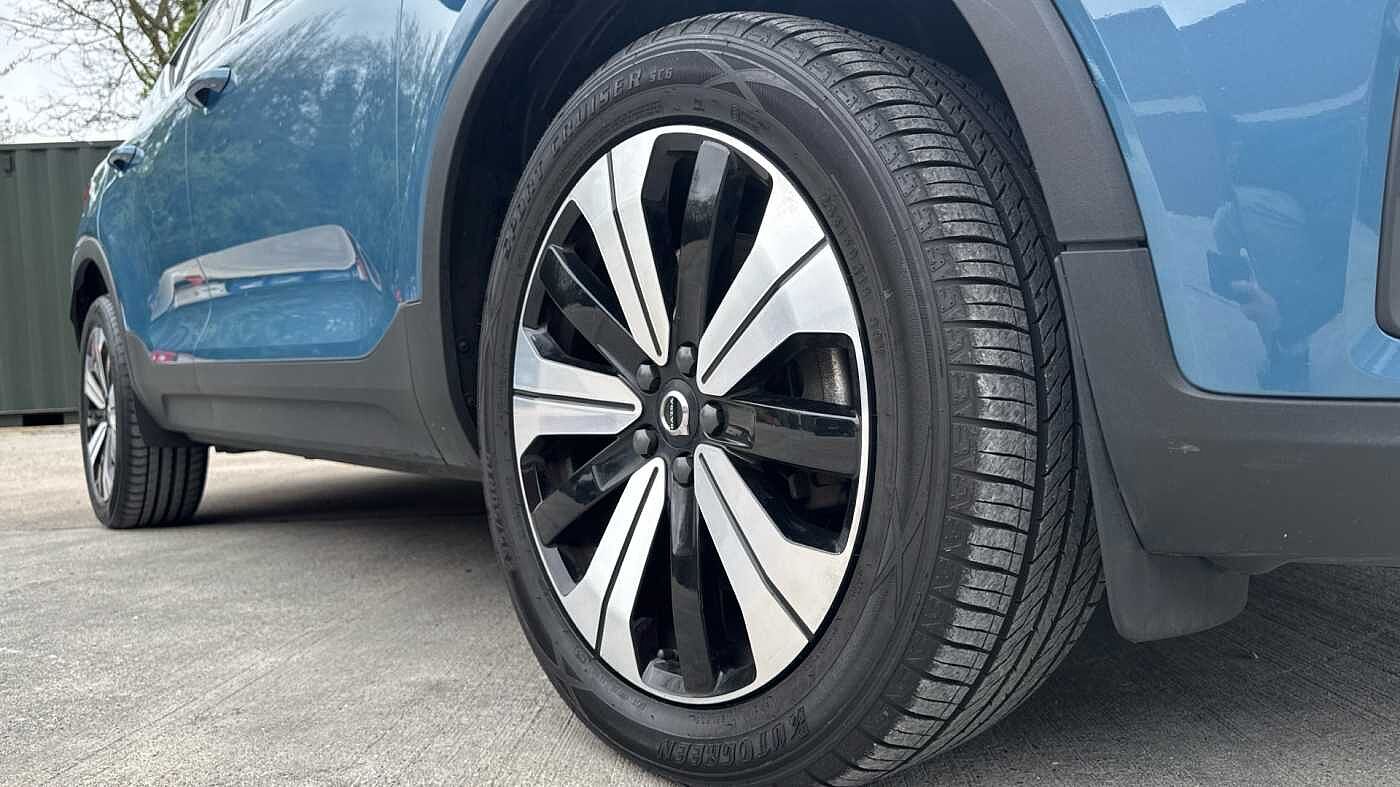 Used Volvo XC40 2023 for sale - 78027877: Photo 39