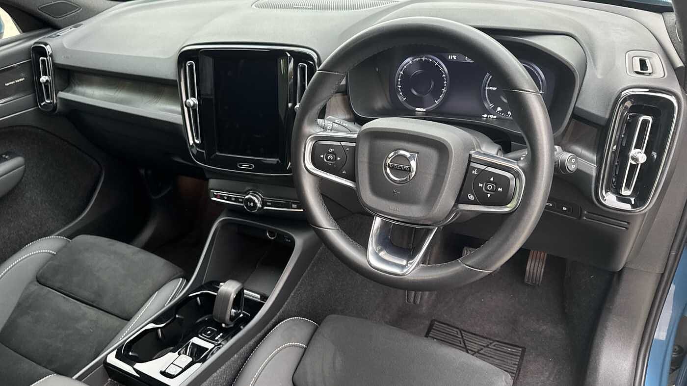 Used Volvo XC40 2023 for sale - 78027877: Photo 5