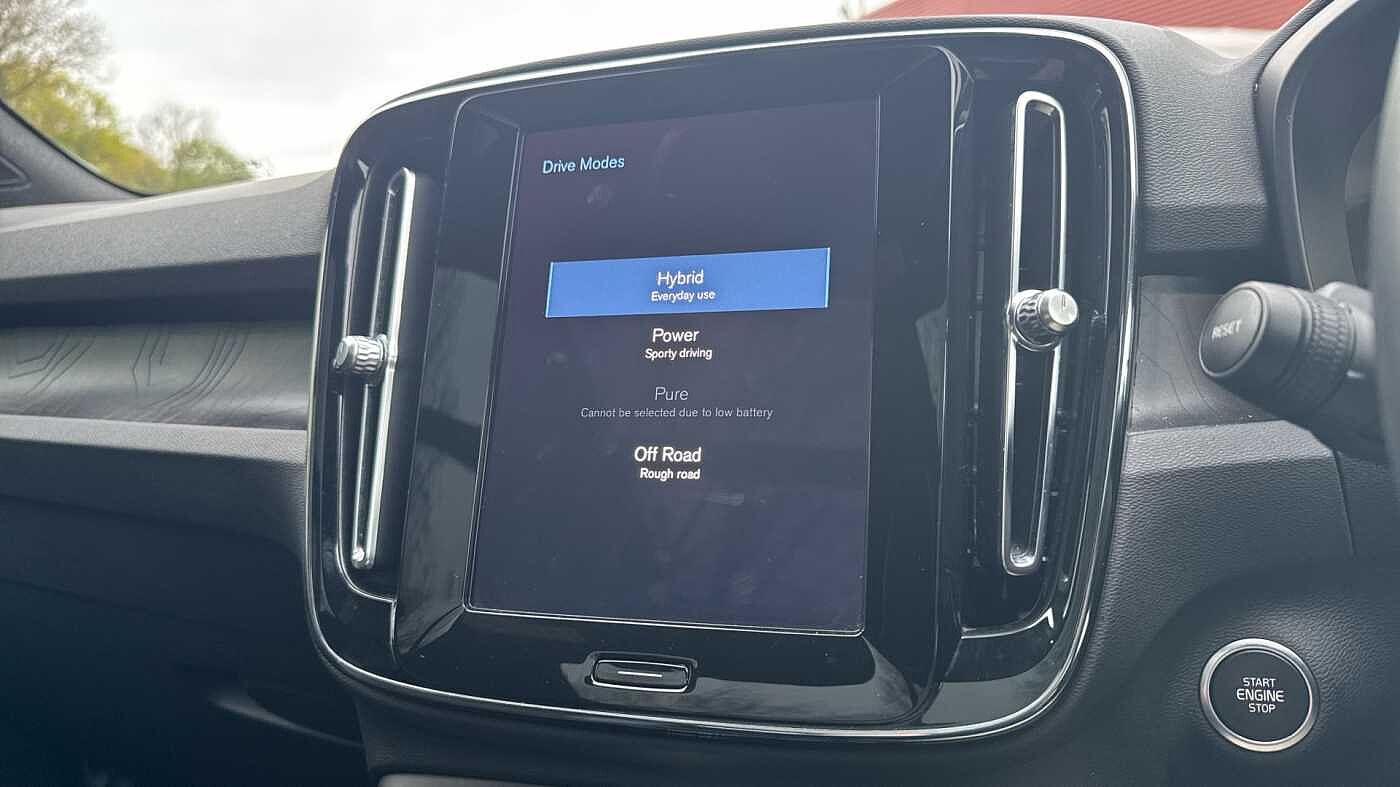 Used Volvo XC40 2023 for sale - 78027877: Photo 51