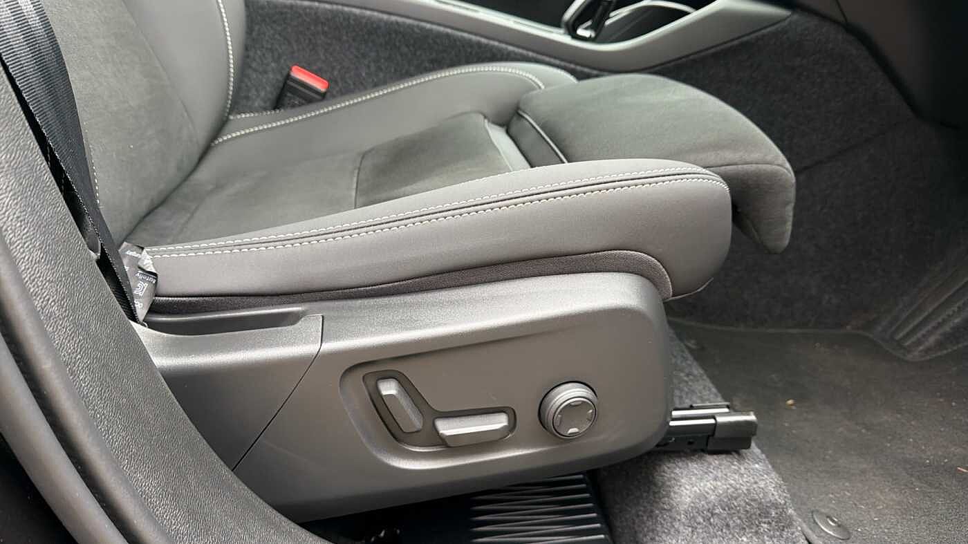 Used Volvo XC40 2025 for sale - 78036003: Photo 28