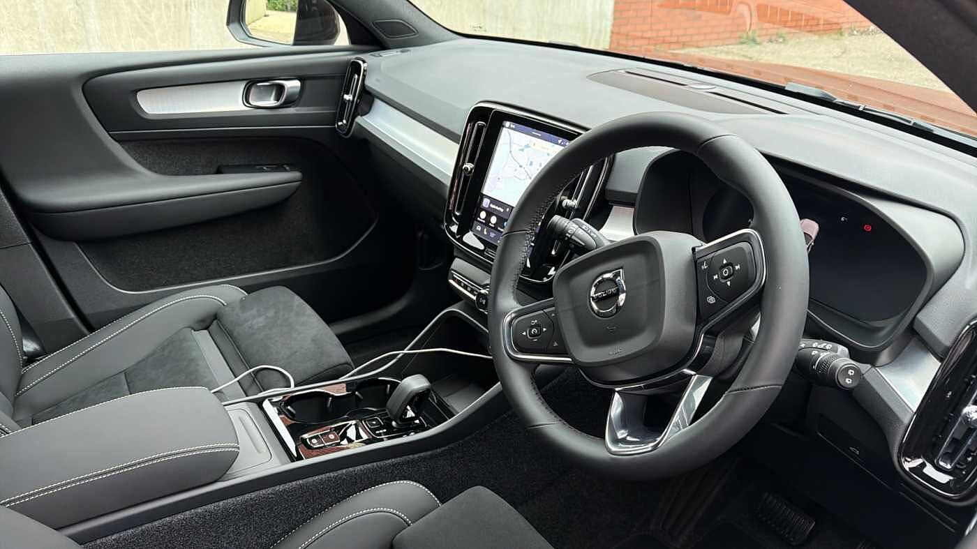 Used Volvo XC40 2025 for sale - 78036003: Photo 5