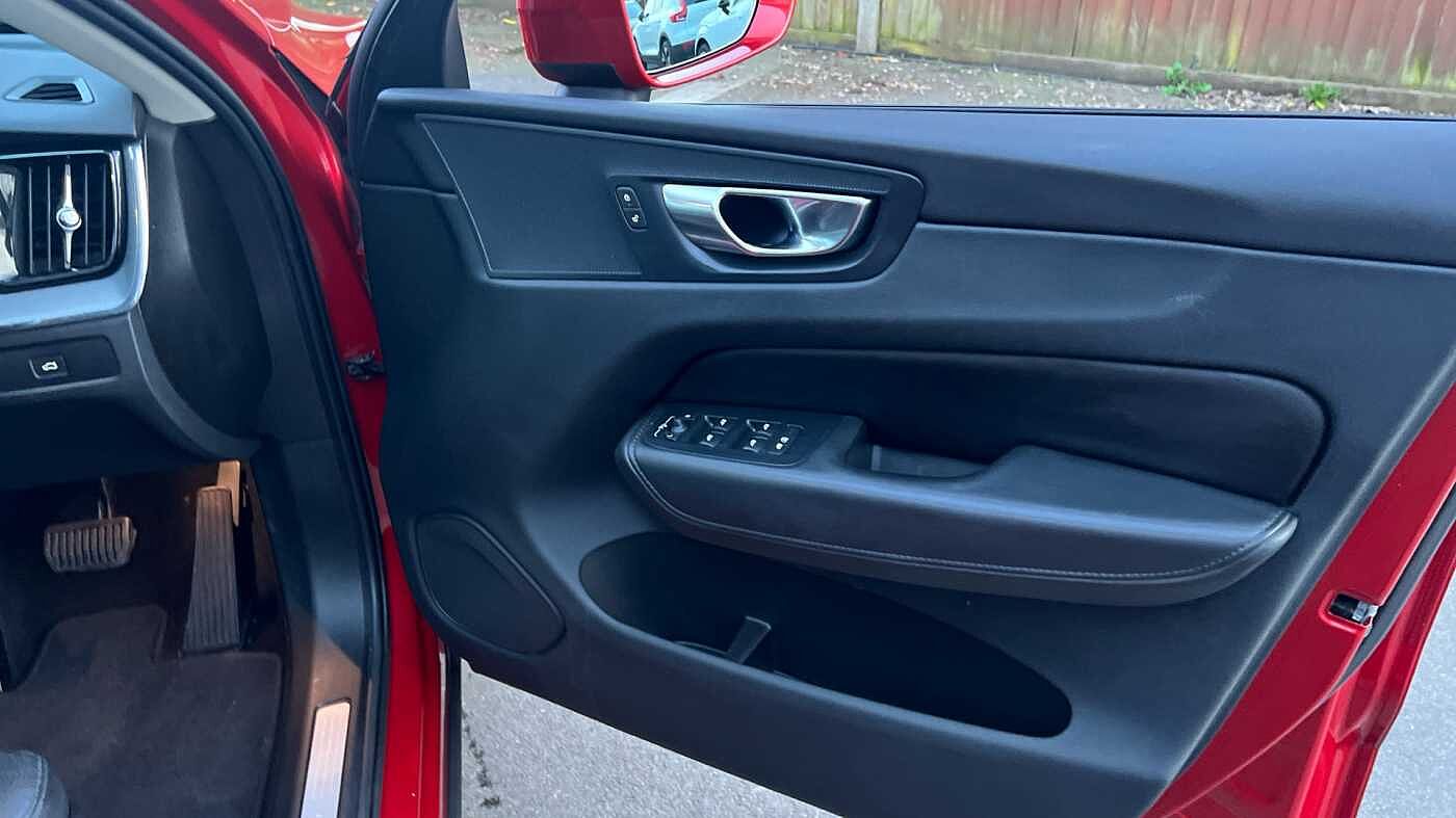 Used Volvo XC60 2023 for sale - 78036017: Photo 22