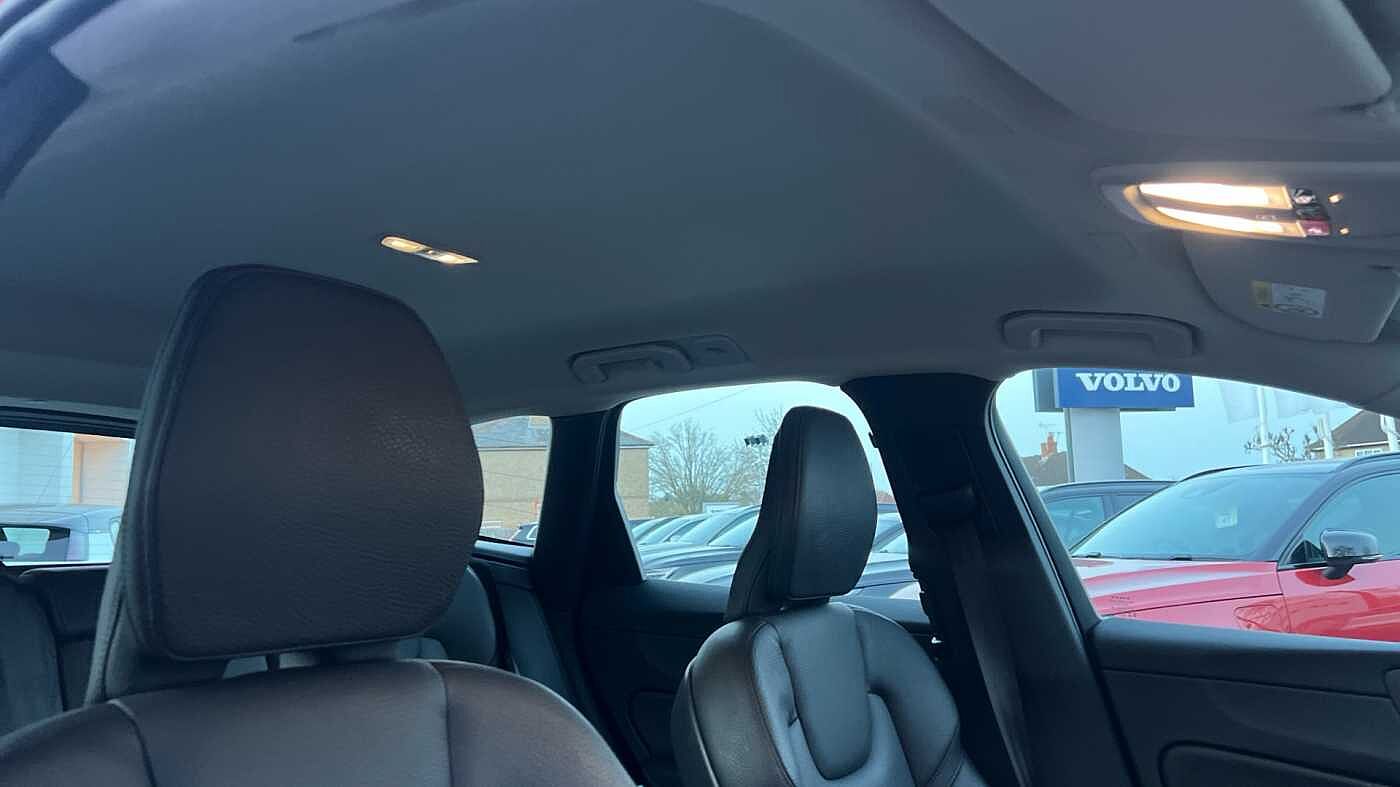 Used Volvo XC60 2023 for sale - 78036017: Photo 24