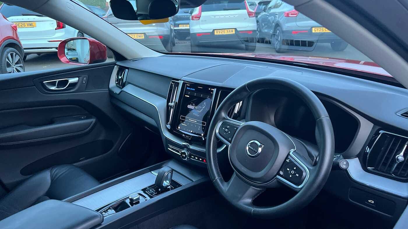 Used Volvo XC60 2023 for sale - 78036017: Photo 5