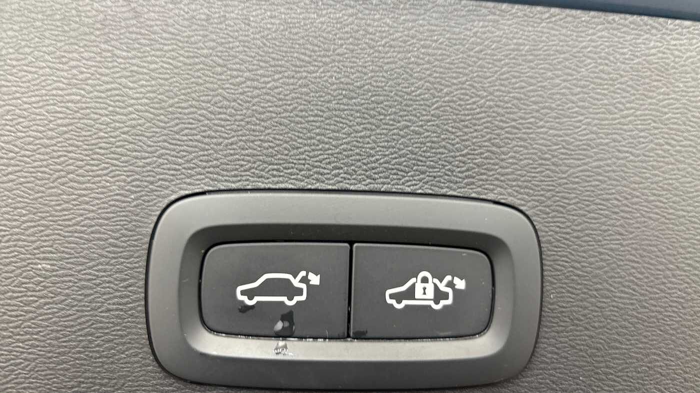 Used Volvo XC40 2024 for sale - 78035994: Photo 19