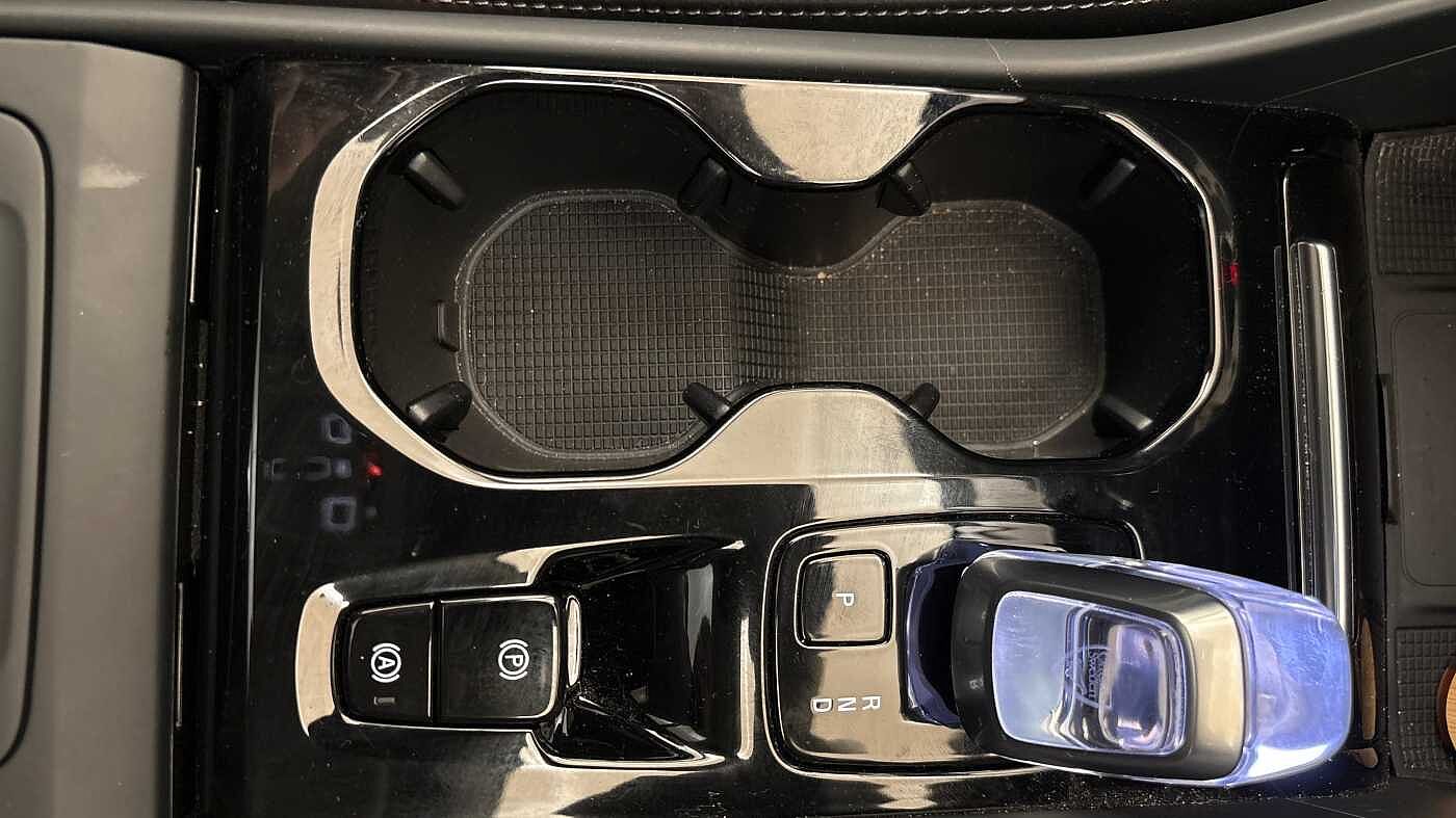 Used Volvo XC40 2024 for sale - 78035994: Photo 32