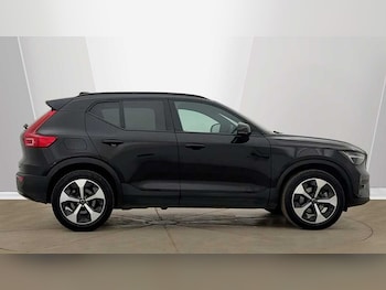 Used Volvo XC40 2025 for sale - 79321080: Photo
