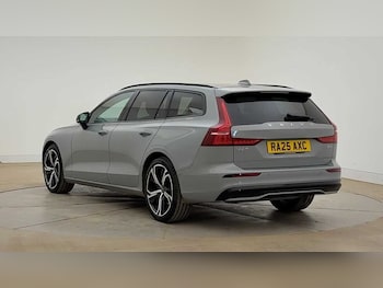 Used Volvo V60 2025 for sale - 79321081: Photo