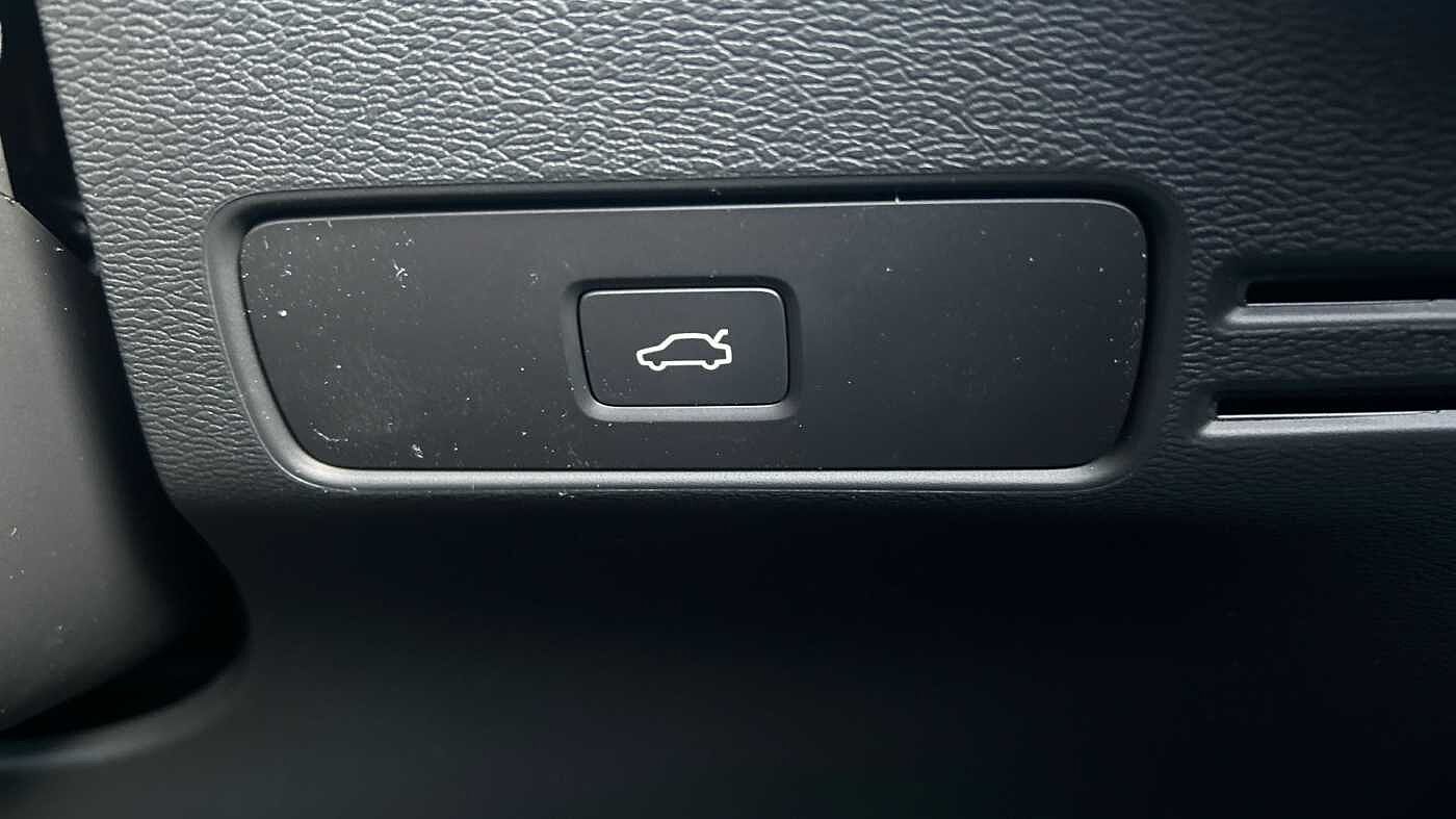 Used Volvo XC40 2025 for sale - 78036005: Photo 28