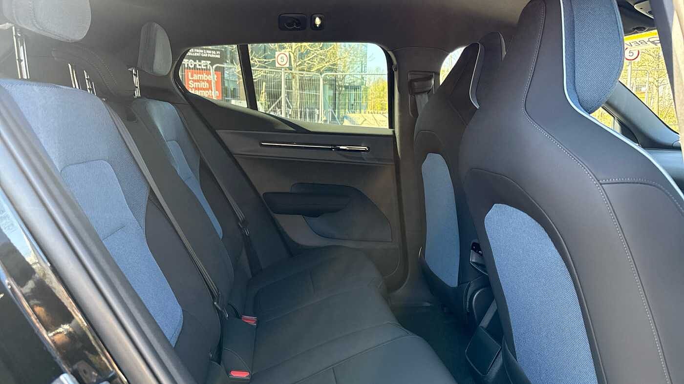 Used Volvo EX30 2025 for sale - 78036011: Photo 8