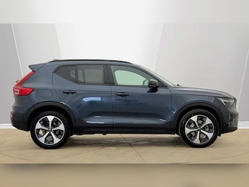 Used Volvo XC40 2025 for sale - 79354894: Photo