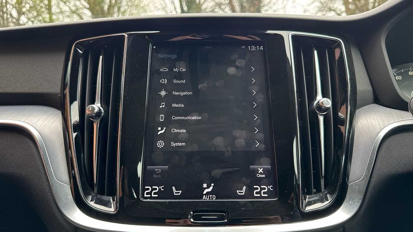 Used Volvo V60 2019 for sale - 78036020: Photo 17