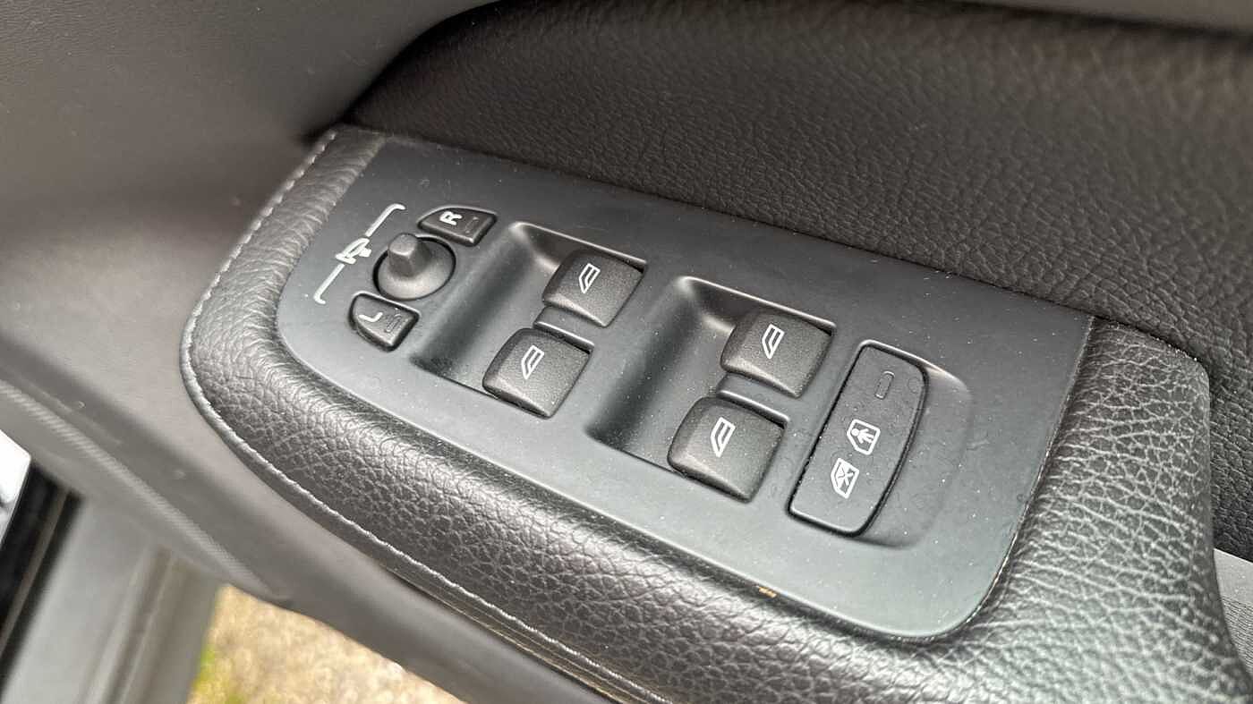 Used Volvo V60 2019 for sale - 78036020: Photo 23