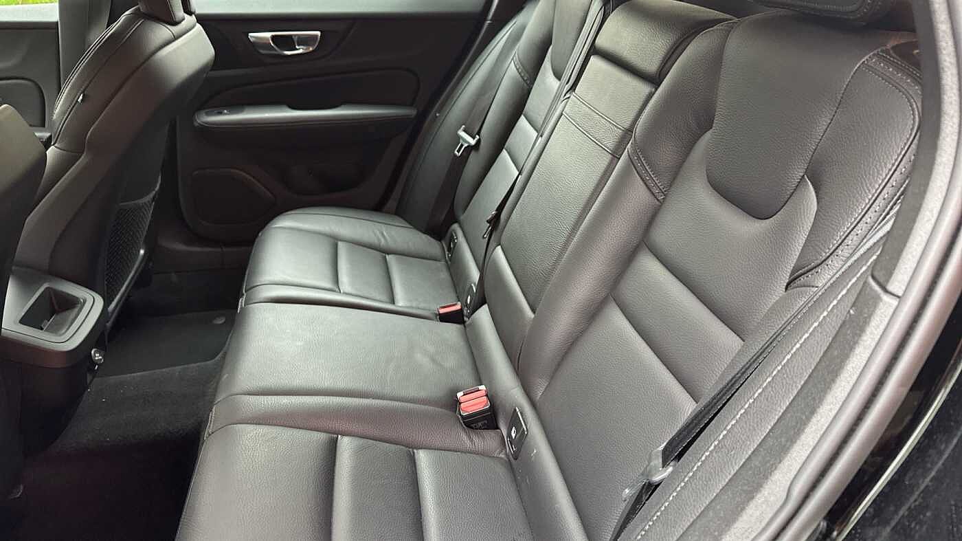 Used Volvo V60 2019 for sale - 78036020: Photo 32