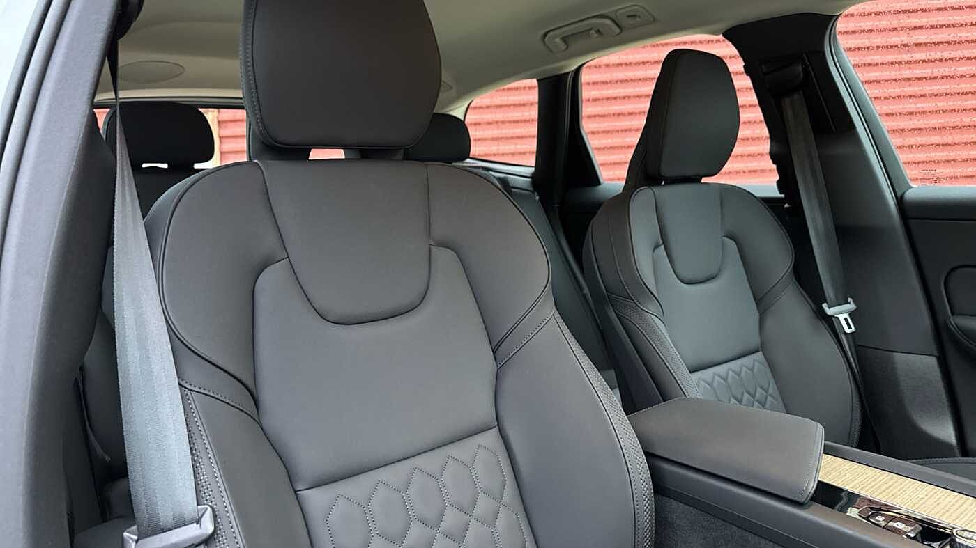 Used Volvo XC60 2025 for sale - 78036009: Photo 32