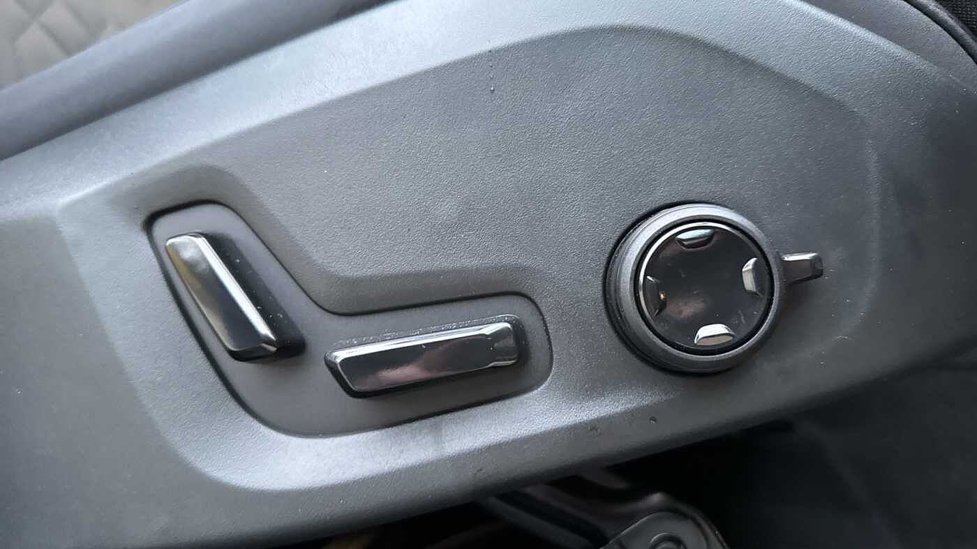 Used Volvo XC60 2025 for sale - 78036009: Photo 44