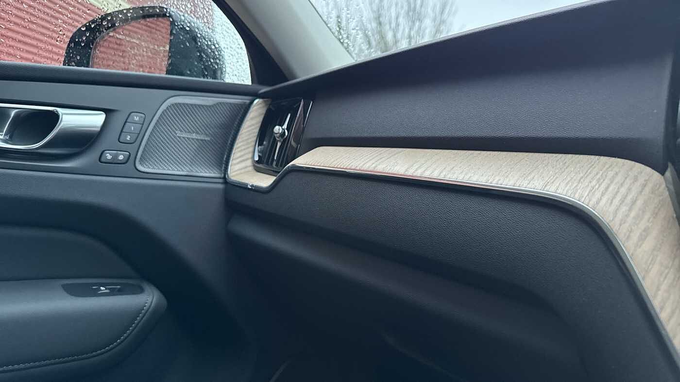 Used Volvo XC60 2025 for sale - 78036009: Photo 45