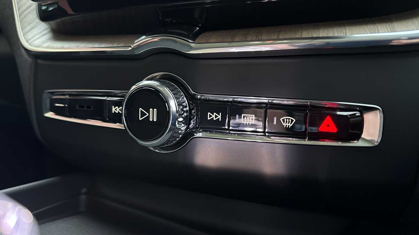 Used Volvo XC60 2025 for sale - 78036009: Photo 47