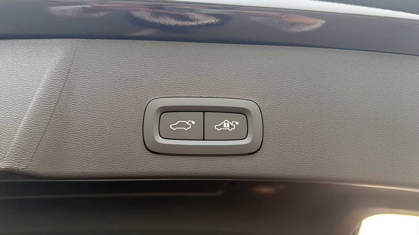 Used Volvo XC40 2026 for sale - 78066908: Photo 30