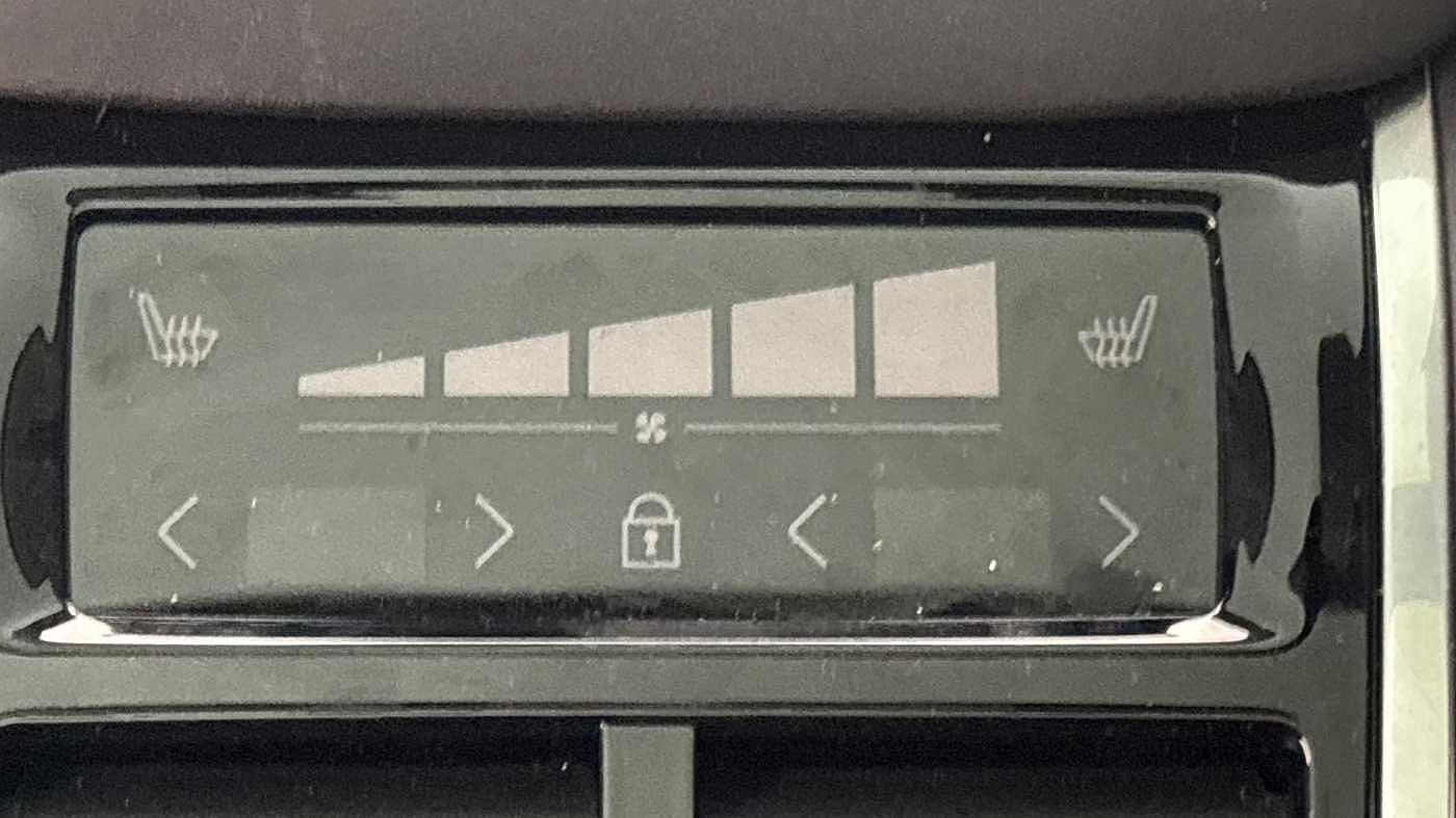 Used Volvo XC90 2025 for sale - 78036027: Photo 17