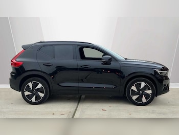 Used Volvo XC40 2025 for sale - 78885457: Photo