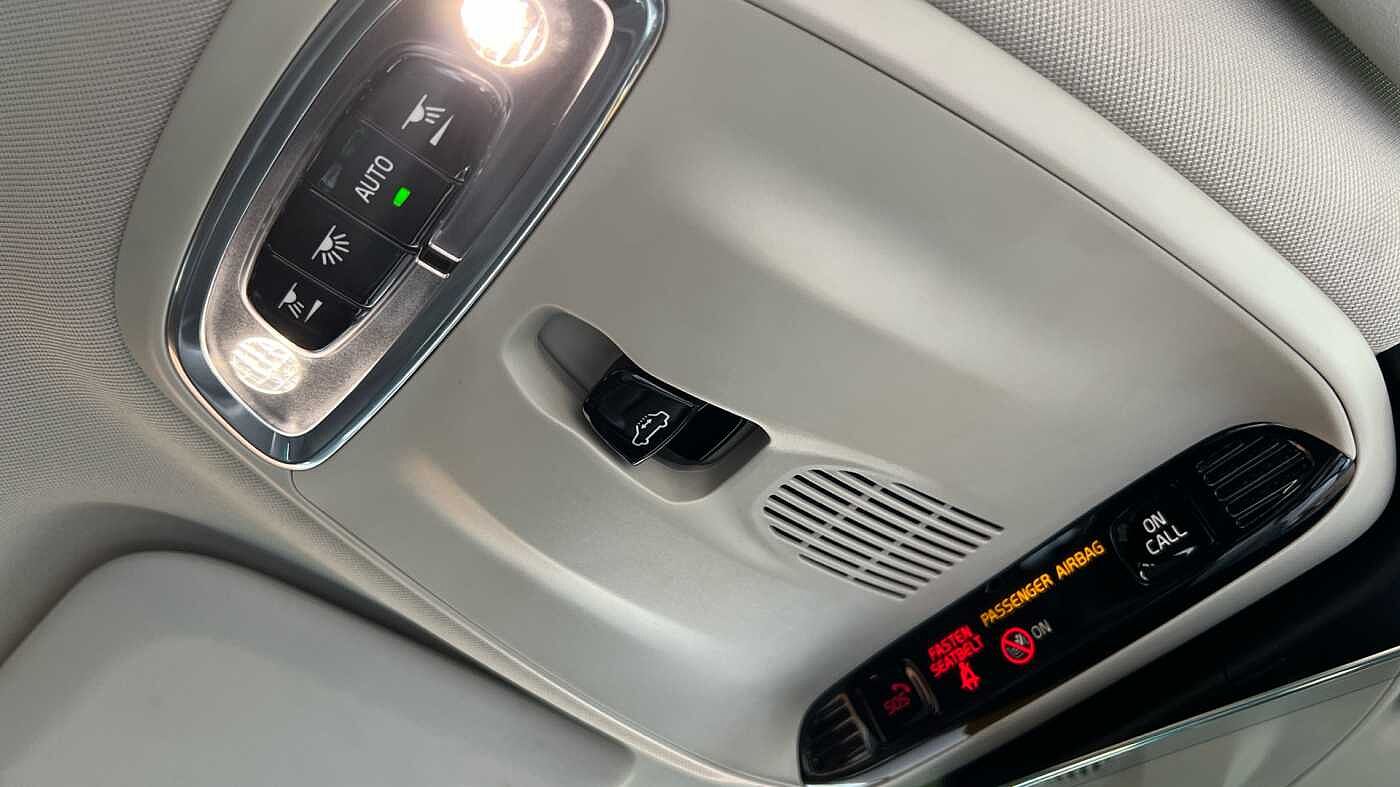 Used Volvo V60 2018 for sale - 78036036: Photo 28