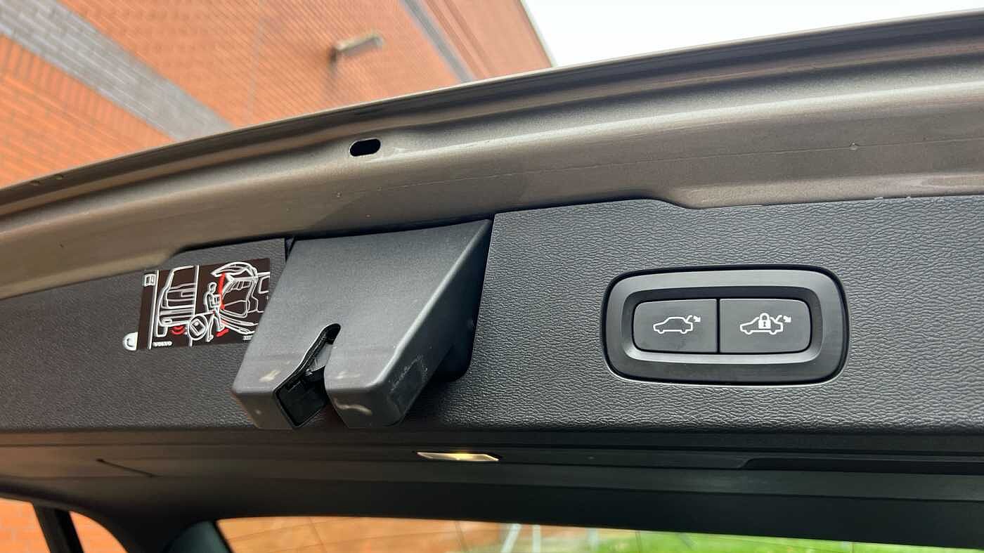 Used Volvo V60 2018 for sale - 78036036: Photo 33