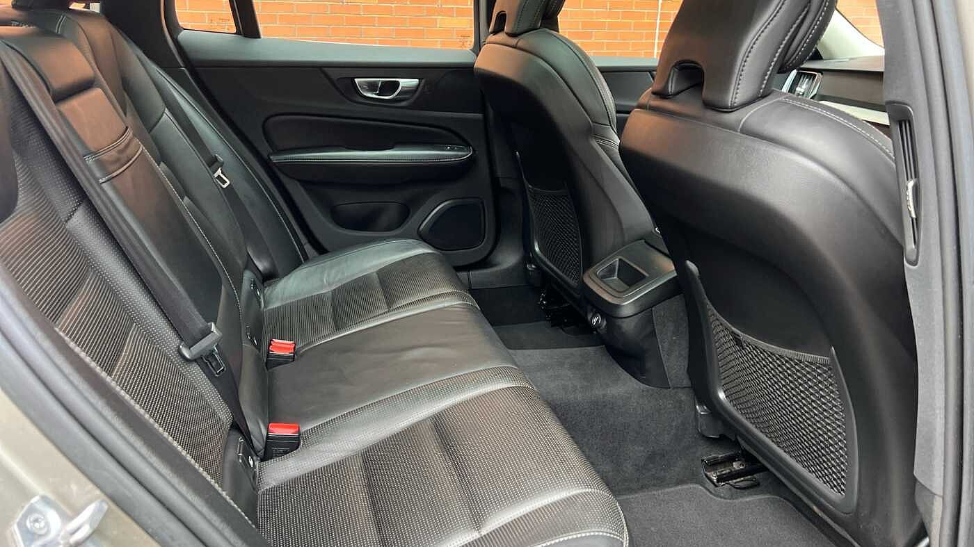 Used Volvo V60 2018 for sale - 78036036: Photo 8