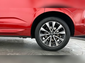 Used Volvo XC60 2023 for sale - 78941605: Photo