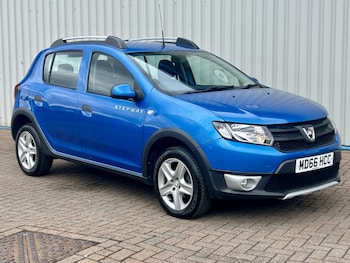 Used Dacia Sandero Stepway 2016 for sale - 79568888: Photo