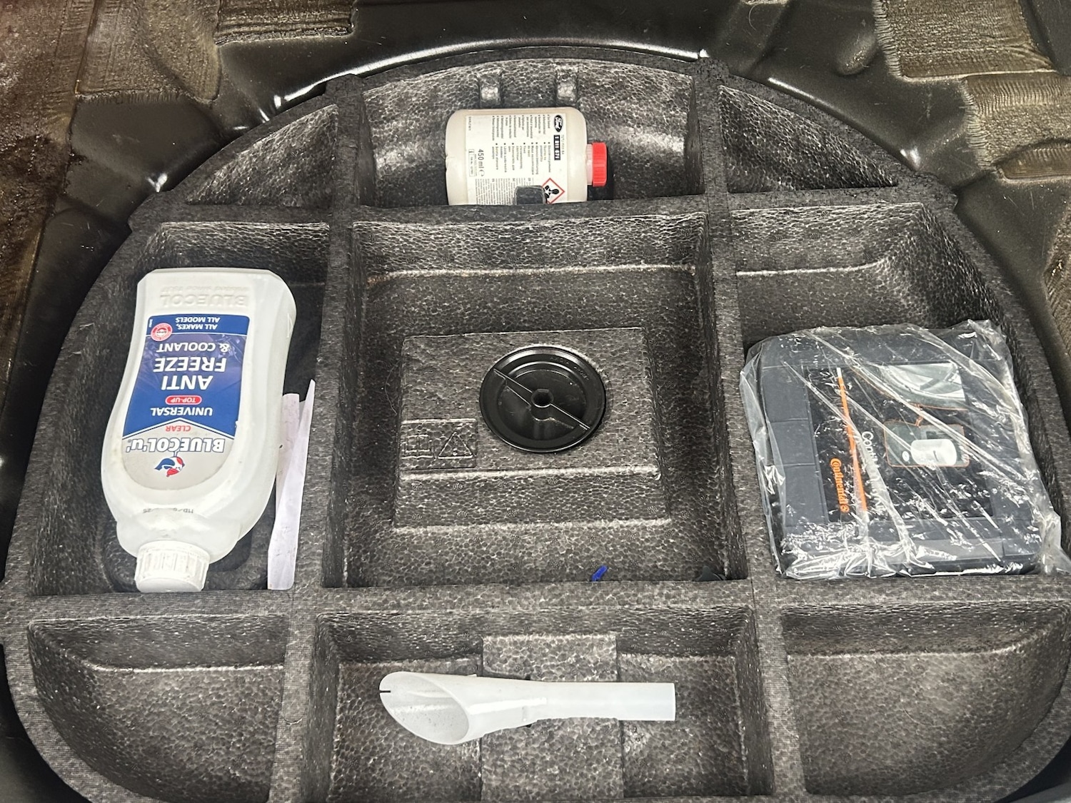 Used Ford C-Max 2013 for sale - 76931452: Photo 10