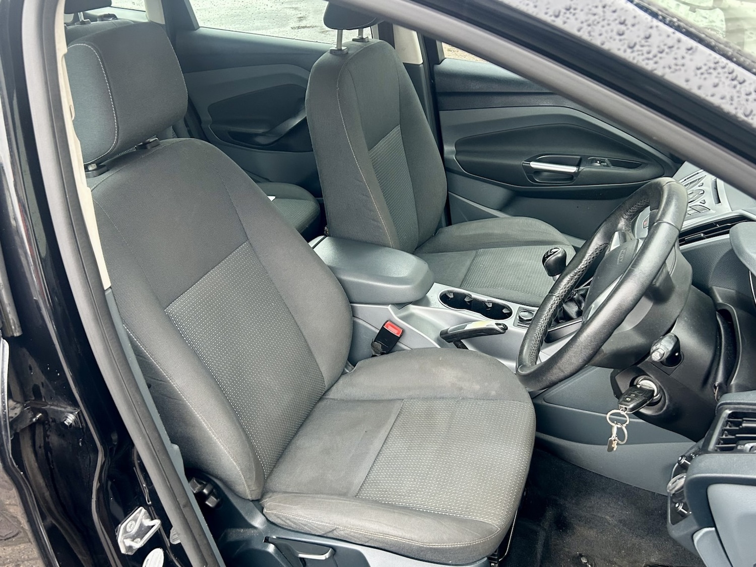 Used Ford C-Max 2013 for sale - 76931452: Photo 16