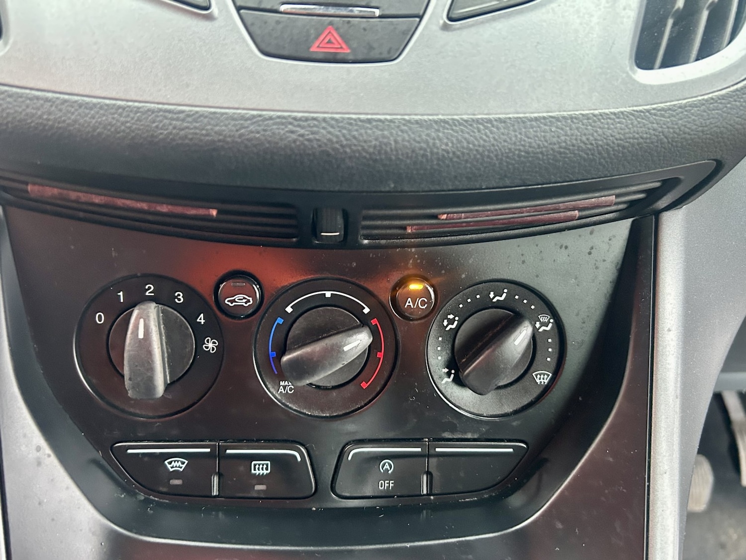 Used Ford C-Max 2013 for sale - 76931452: Photo 19