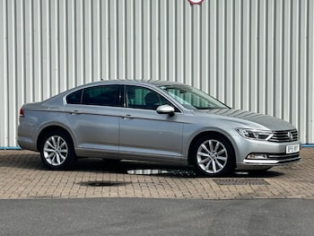 Used Volkswagen Passat 2015 for sale - 76164564: Photo