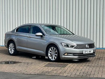 Used Volkswagen Passat 2015 for sale - 76164564: Photo