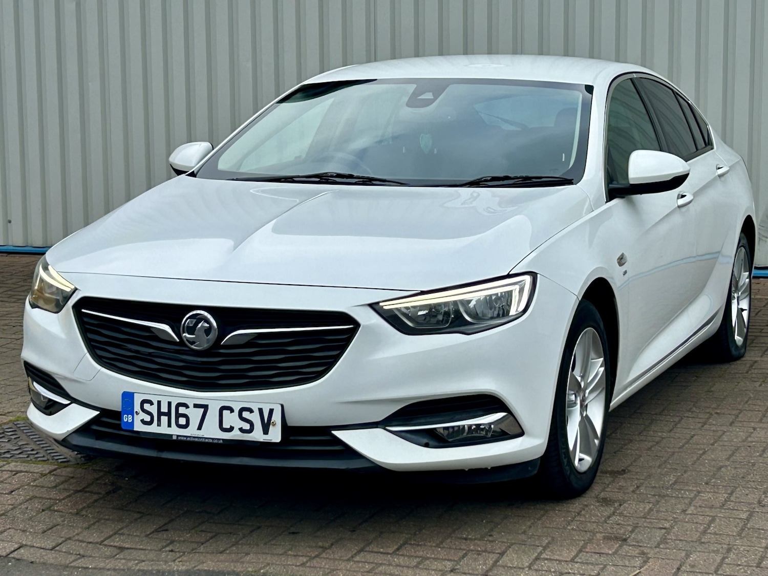 Used Vauxhall Insignia 2017 for sale - 76734790: Photo 10
