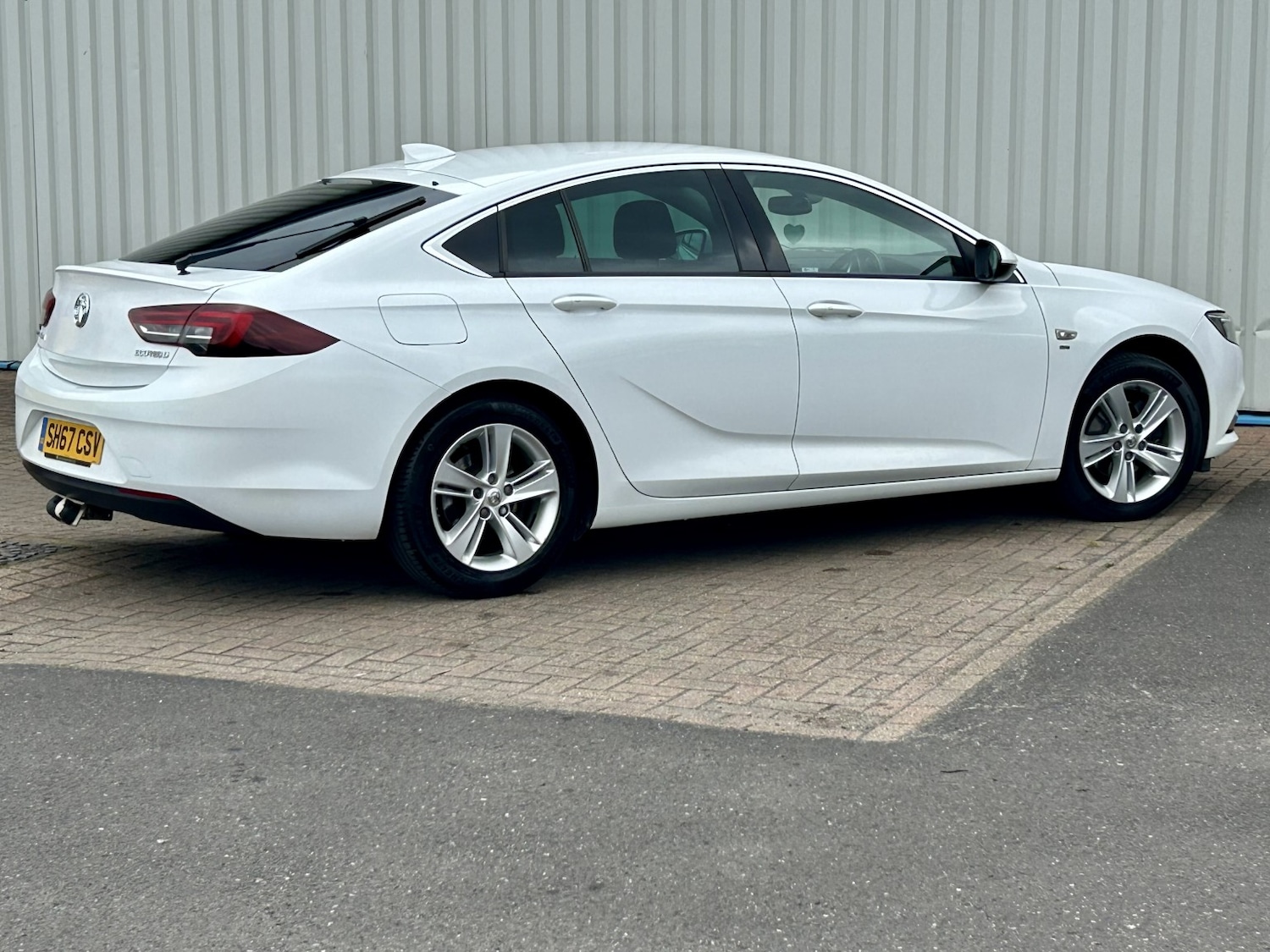 Used Vauxhall Insignia 2017 for sale - 76734790: Photo 7
