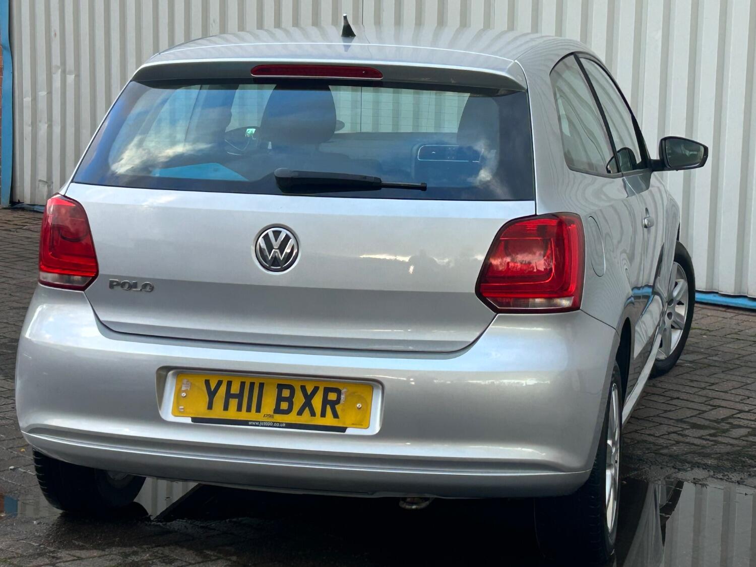 Used Volkswagen Polo 2011 for sale - 76576929: Photo 8