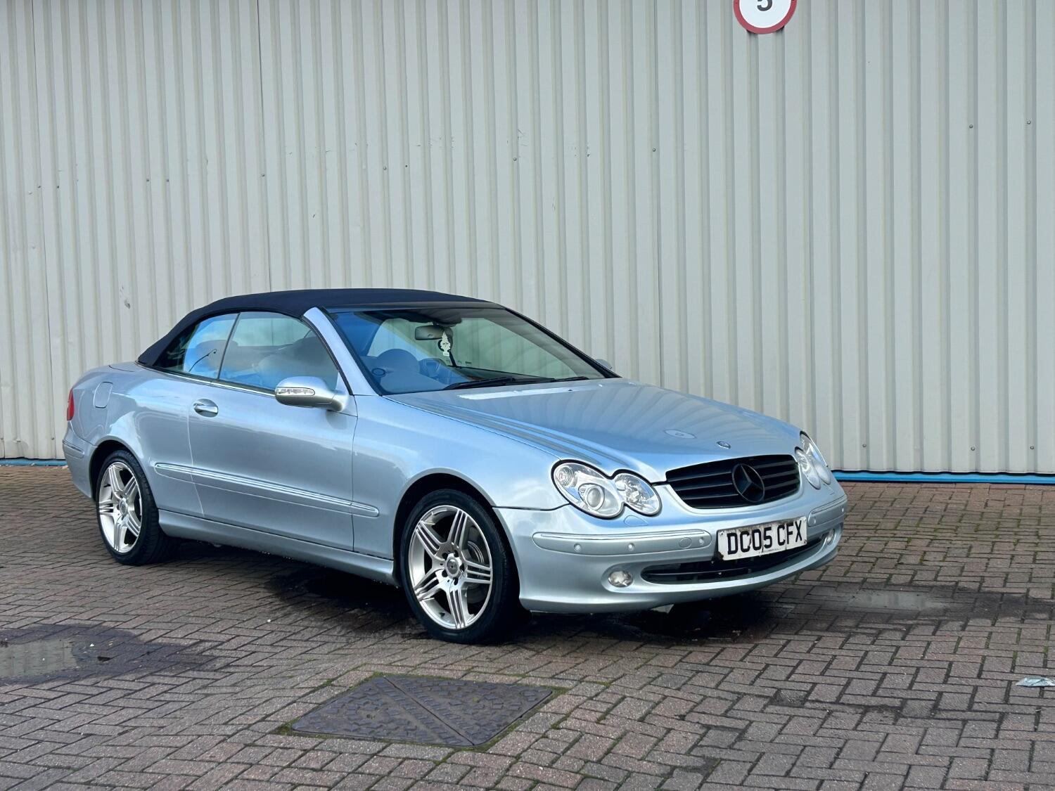 Used Mercedes-Benz CLK 2005 for sale - 76374228: Photo 1