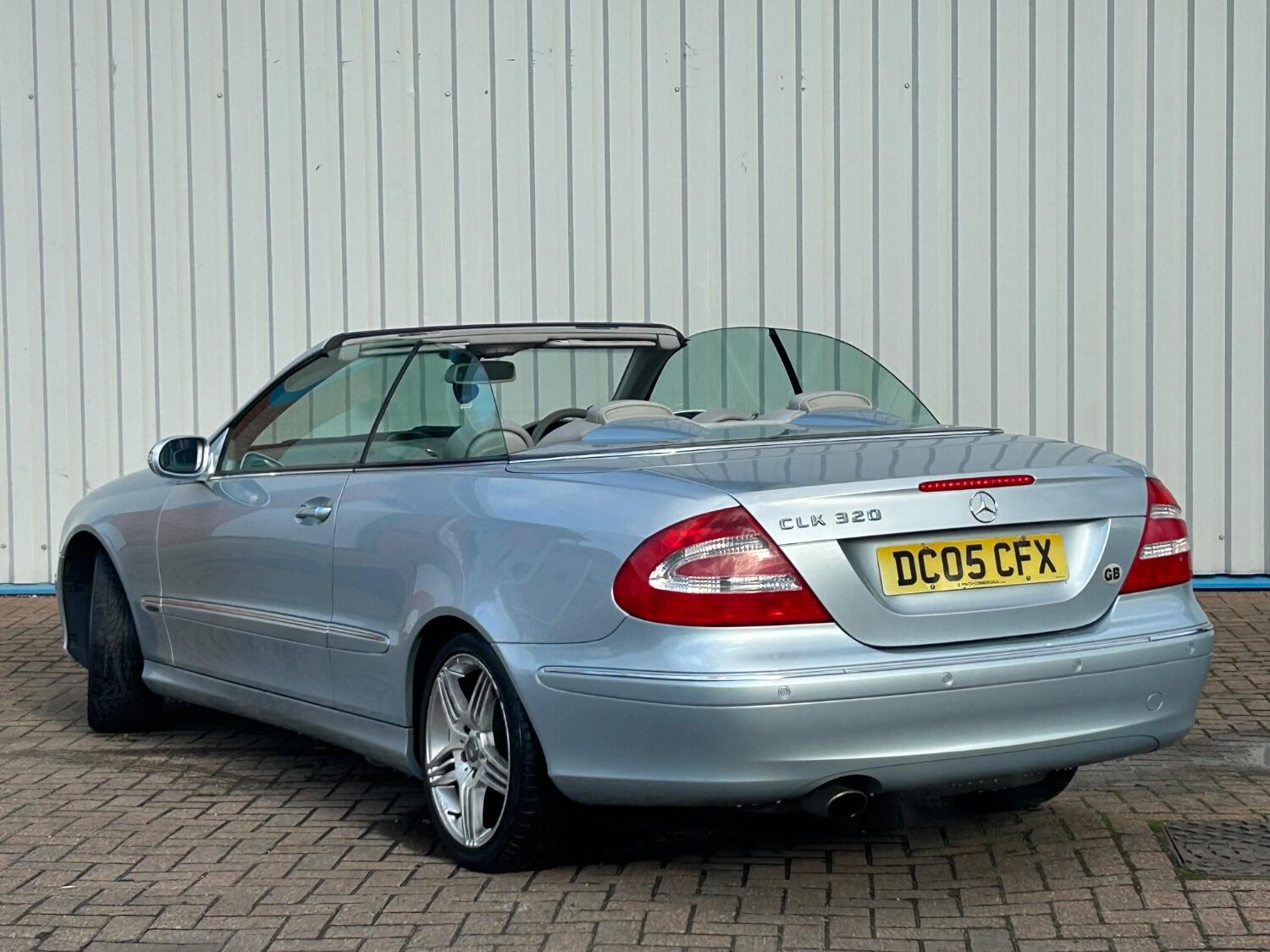 Used Mercedes-Benz CLK 2005 for sale - 76374228: Photo 6