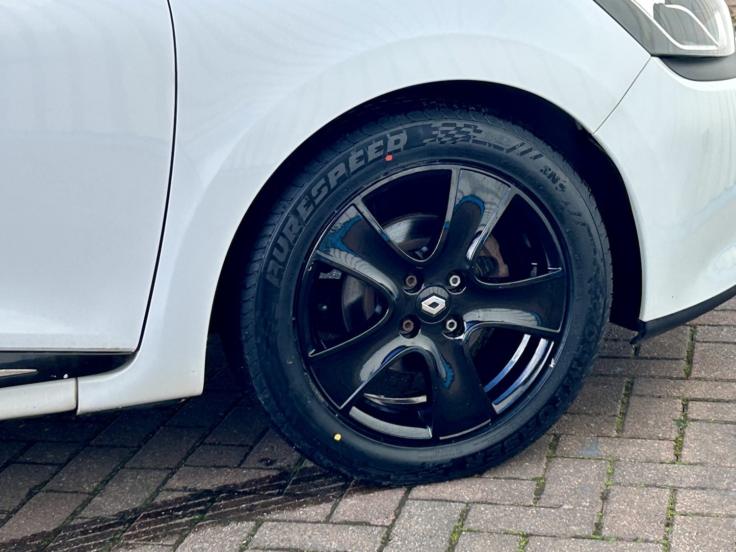 Used Renault Clio 2014 for sale - 77721236: Photo 11