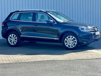 Used Volkswagen Touareg 2011 for sale - 78703382: Photo